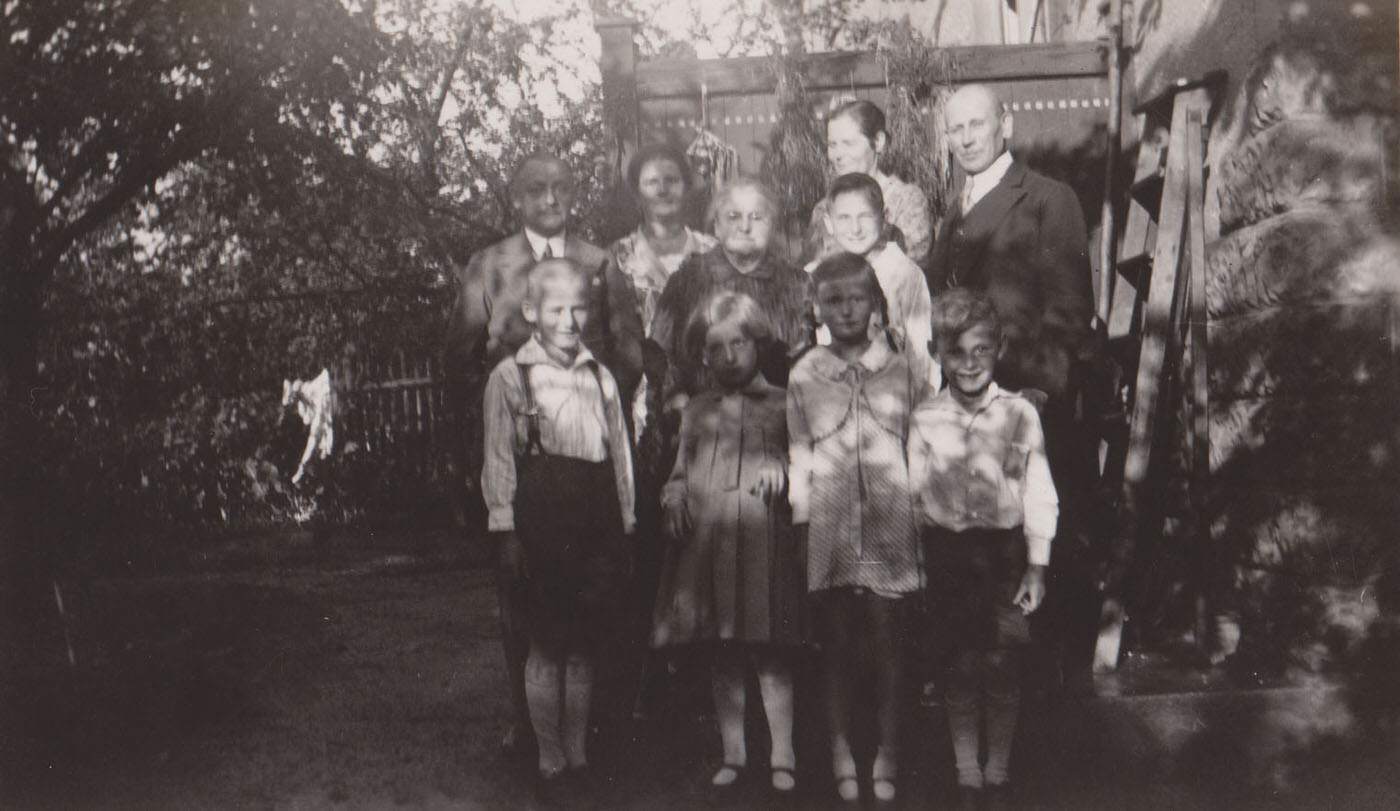 #8 The family in Zwickau in August 1931