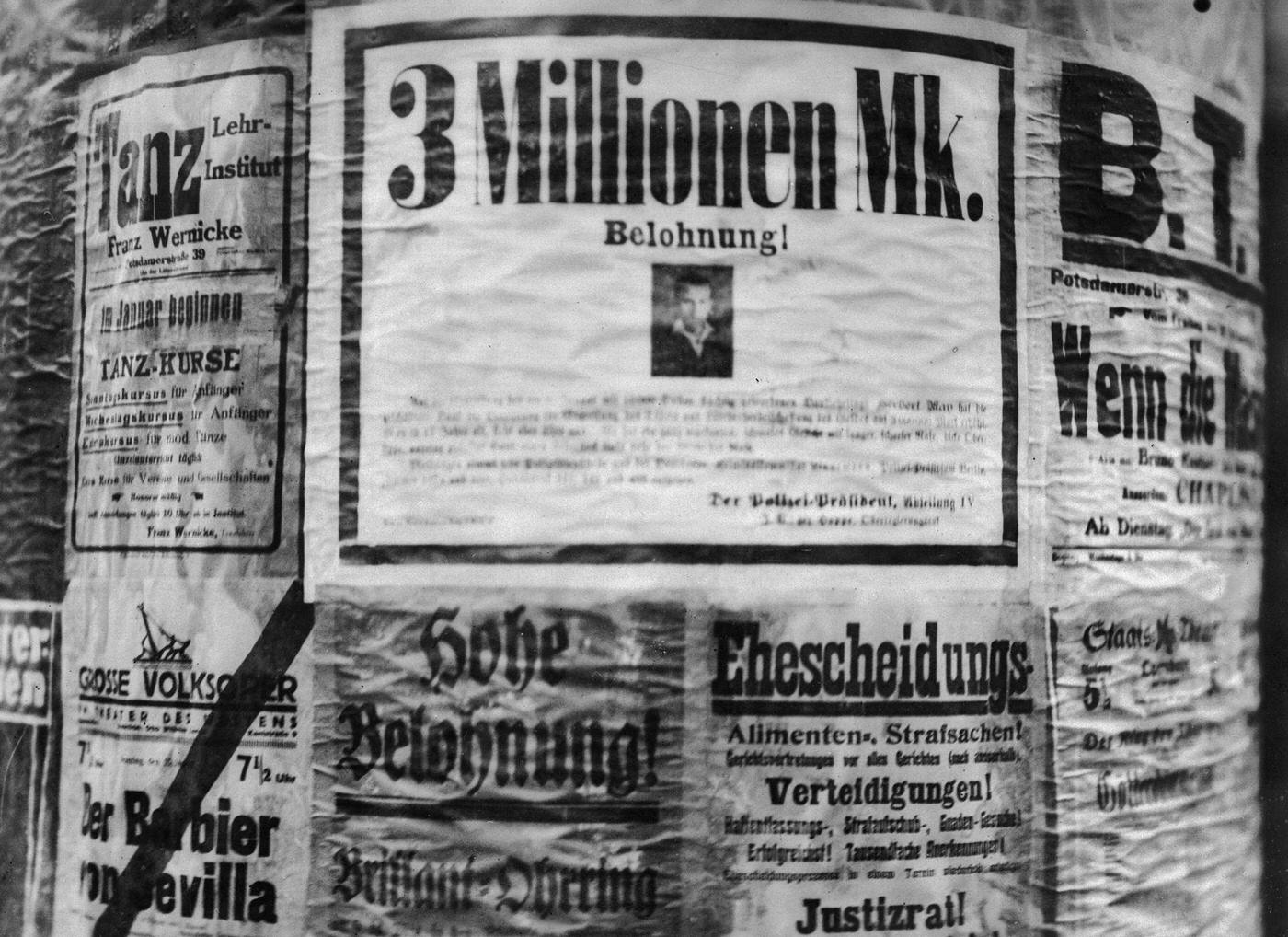 #11 Germany’s hyperinflation: poster offering three million mark reward, January 1923.
