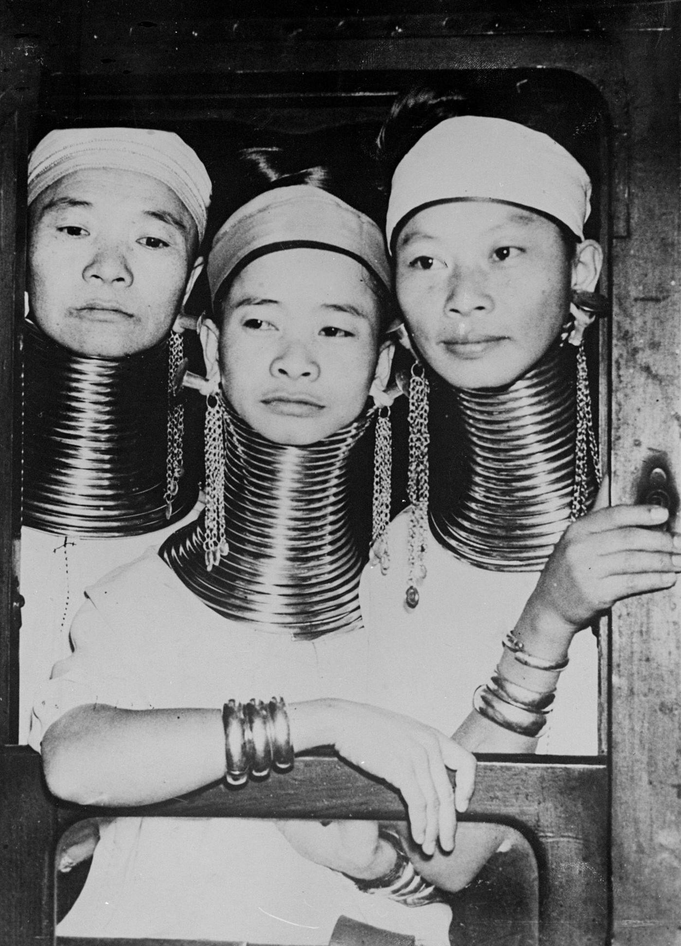 #6 Giraffe women of Burma, London, 1930.