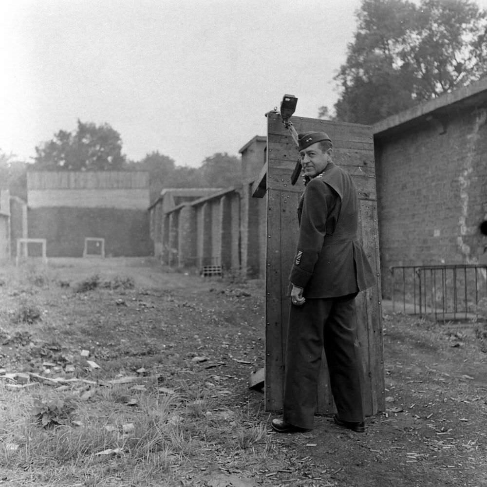Bending Bullets in WWII: The Astonishing Tale of the Krummlauf that Attempted to Curve Shots Invent