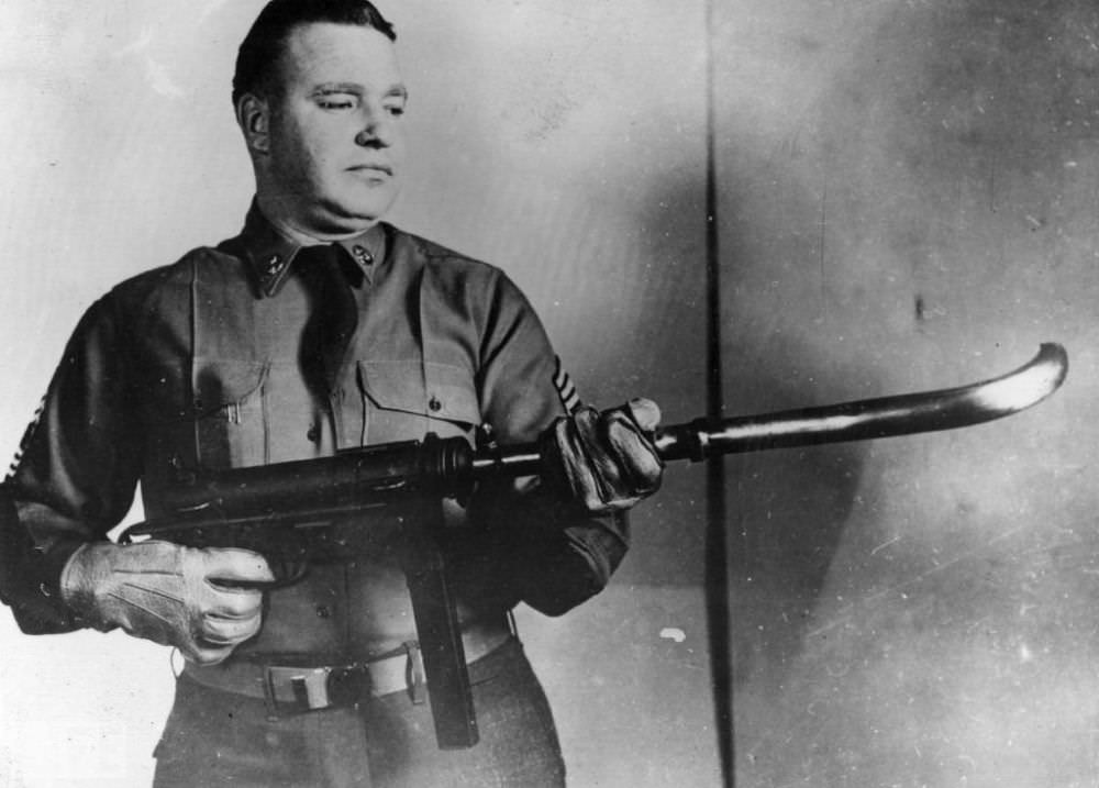 Bending Bullets in WWII: The Astonishing Tale of the Krummlauf that Attempted to Curve Shots Inventi