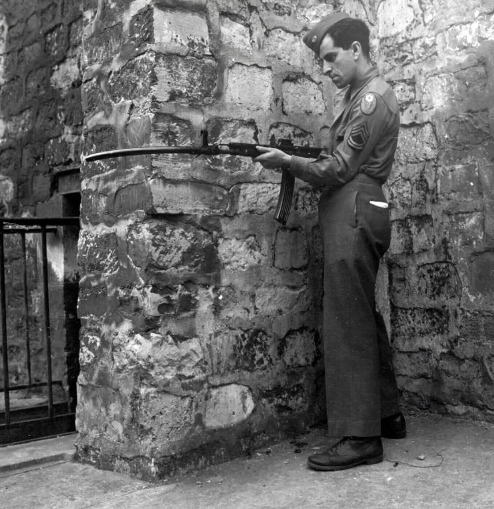 Bending Bullets in WWII: The Astonishing Tale of the Krummlauf that Attempted to Curve Shots Inventi