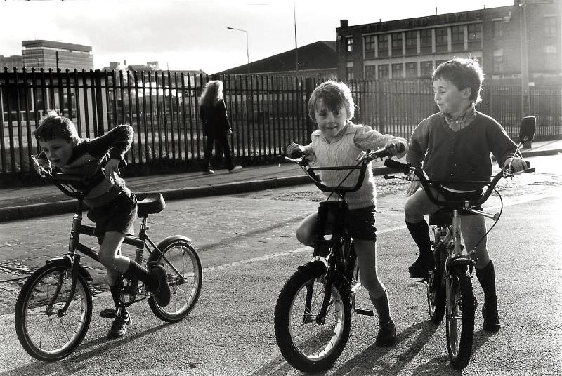 #136 Boys on Grifters, Vauxhall, 1980s