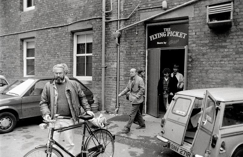 #174 The Flying Picket, 1980s