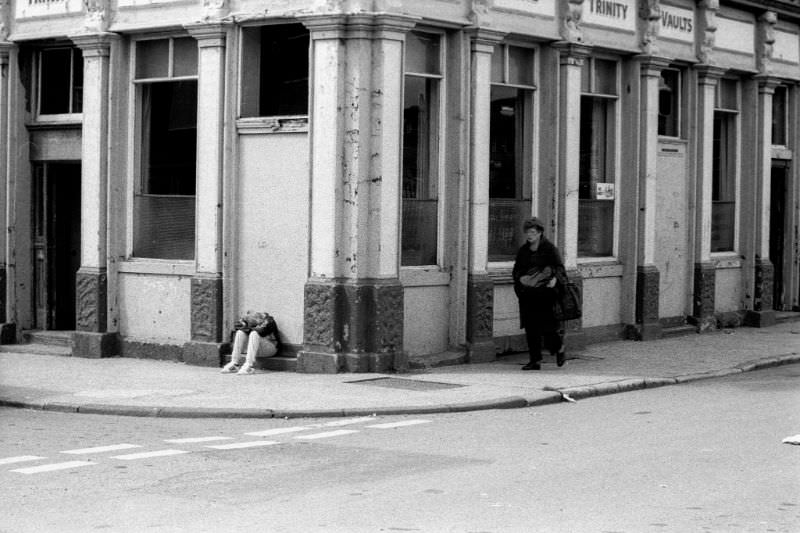 #175 Trinity Vaults on the corner of Athol St and Latimer St, 1980s