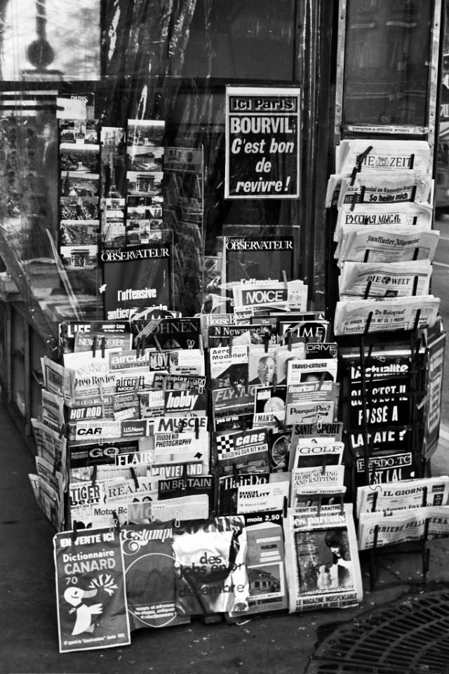 #26 Scenes in the inner city, Paris, December 1969