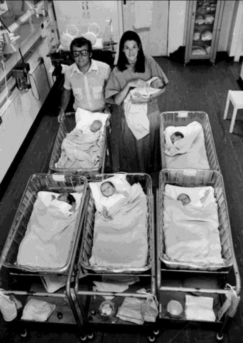 The Story of the Rosenkowitz Sextuplets, the World’s First Surviving Sextuplets Weird