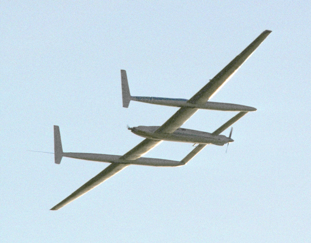 Rutan Voyager’s Trailblazing Flight Around the World, Without Rest or Refuel Inventions