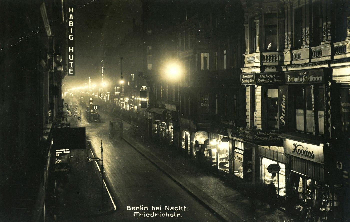 #98 Berlin by night, Berlin, 1930s