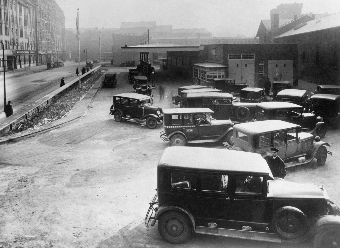 #108 Translag Garage, Berlin, 1930