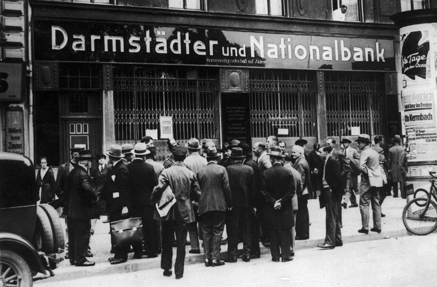 #110 Small Shareholders In Front Of A Bank, Berlin, 1931