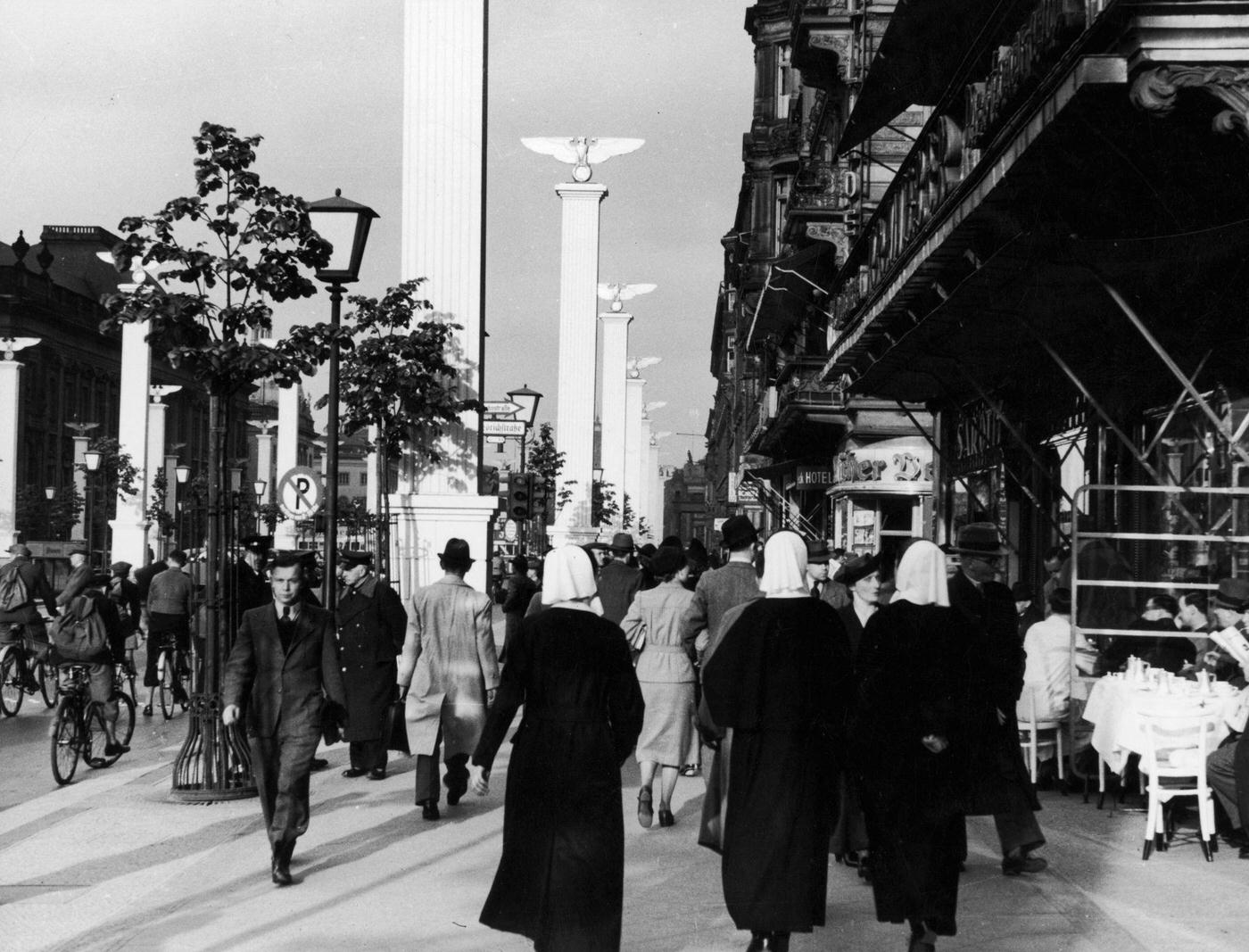 #115 Unter den Linden, Berlin, 1930s
