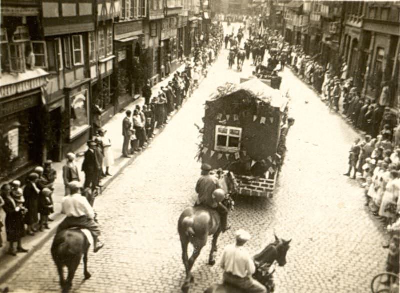 #47 Witches house, Volkesfes