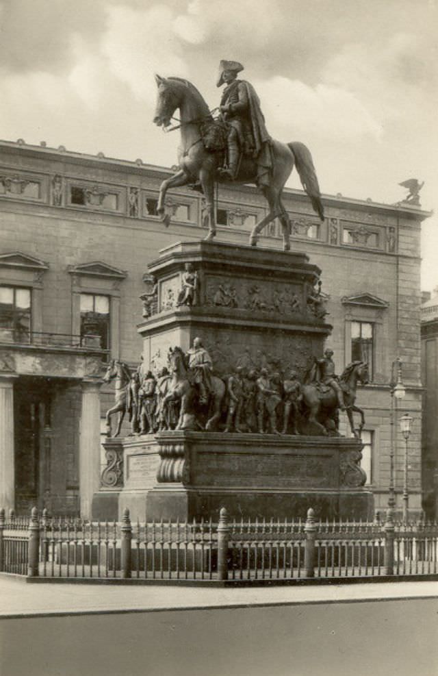 #15 Monument to Frederick the Great, Berlin, 1930