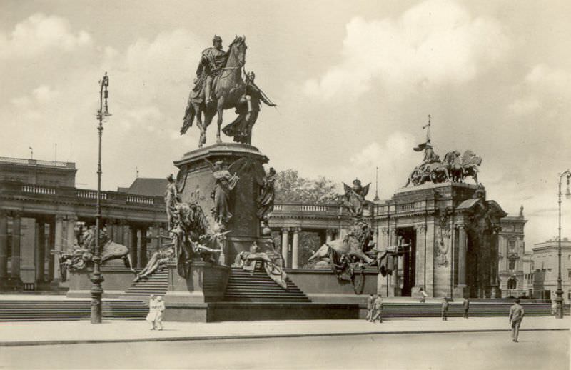 #16 National Monument to Emperor William the First, Berlin, 1930