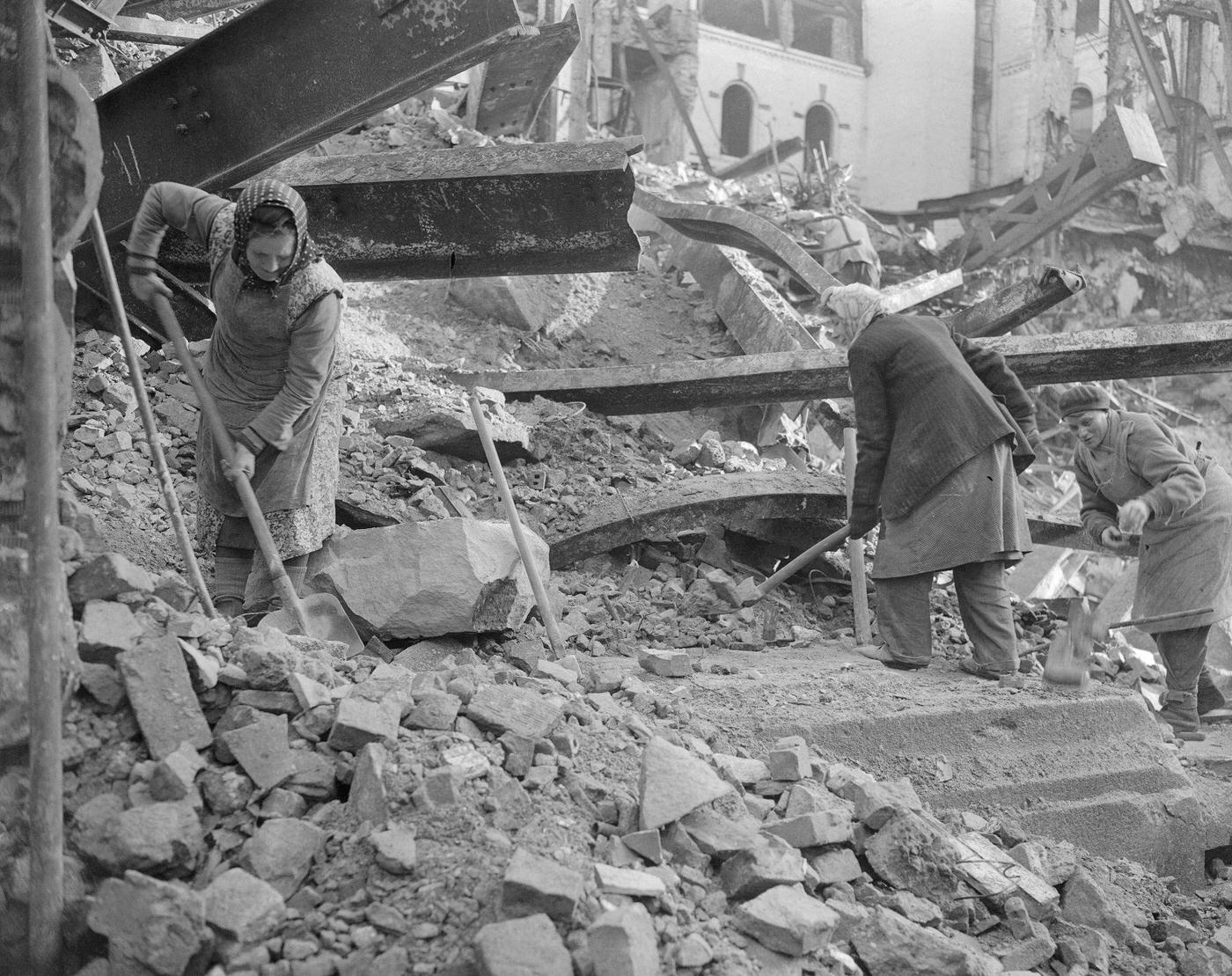#37 Rubble women of Berlin clearing the city of ruins, 1945.