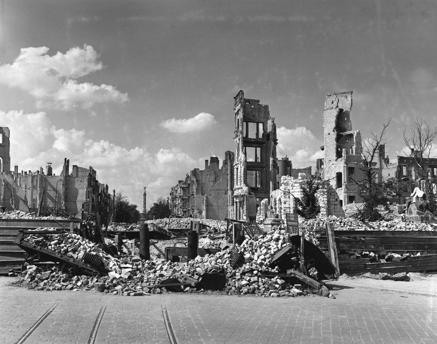 #10 Berlin devastated after World War II, Zeagas Zola Franco, Berlin, Germany.