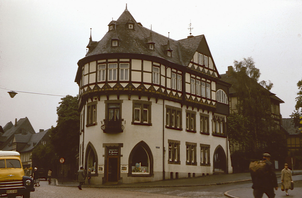 #30 Building in Goslar, 26 June 1958