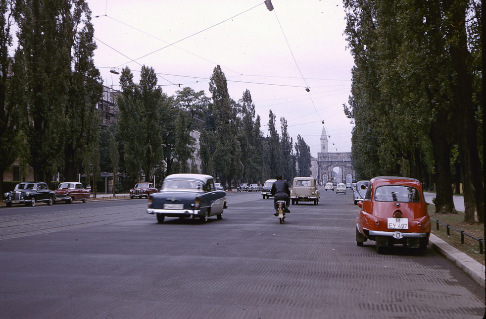 #68 Traffic in Munich, July 1958