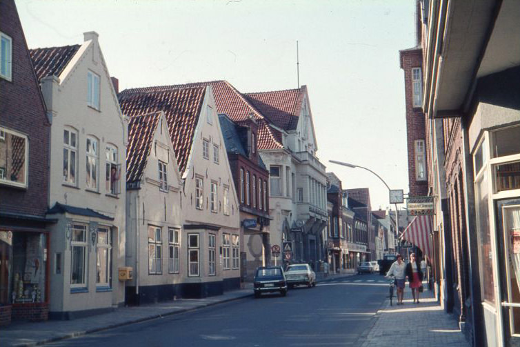 #28 Neustadt, südlich der der Ecke Schloßstraße, Husum, 1960s