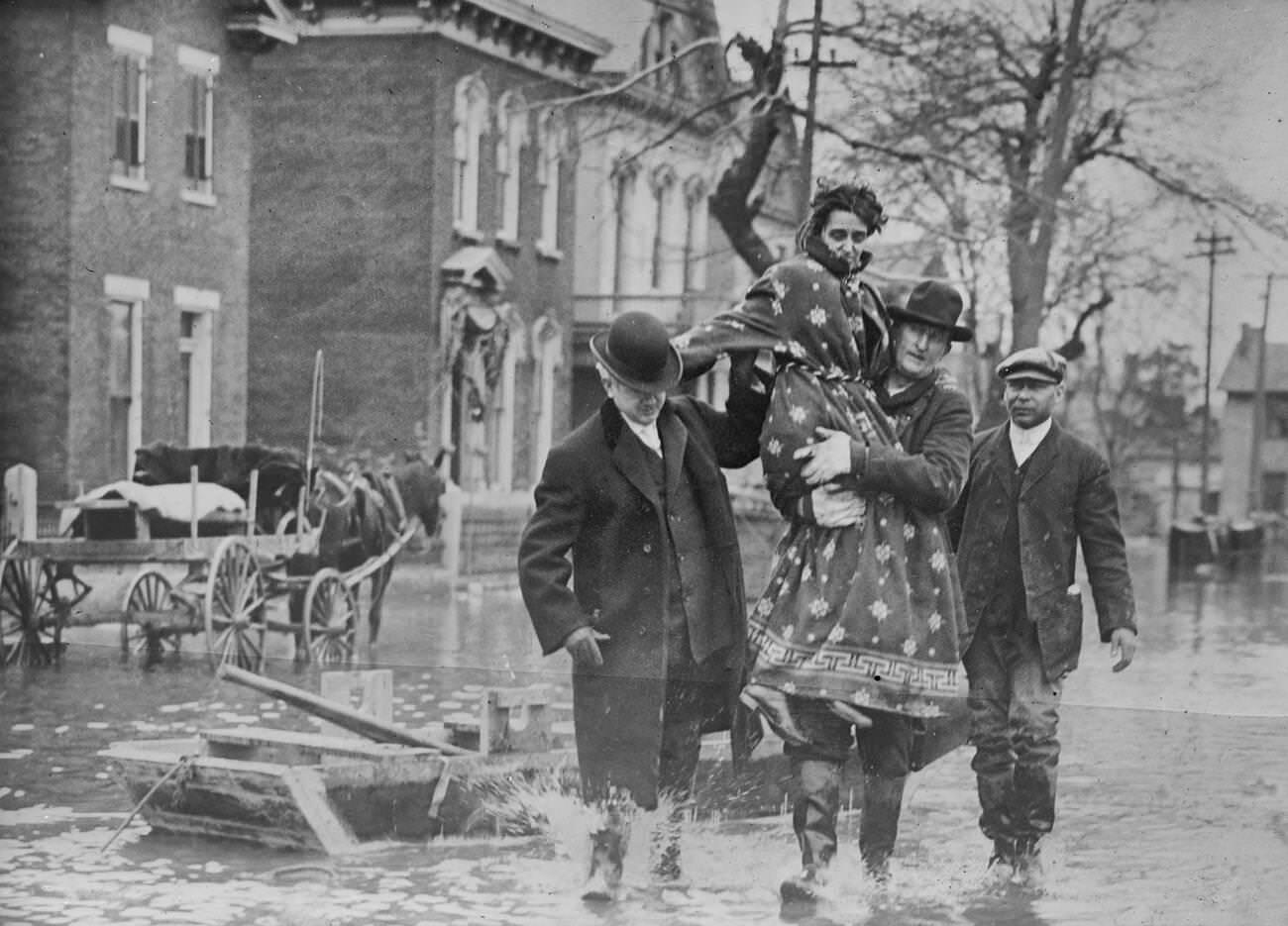 #35 Rescue efforts during the Dayton, Ohio Flood, 1913.