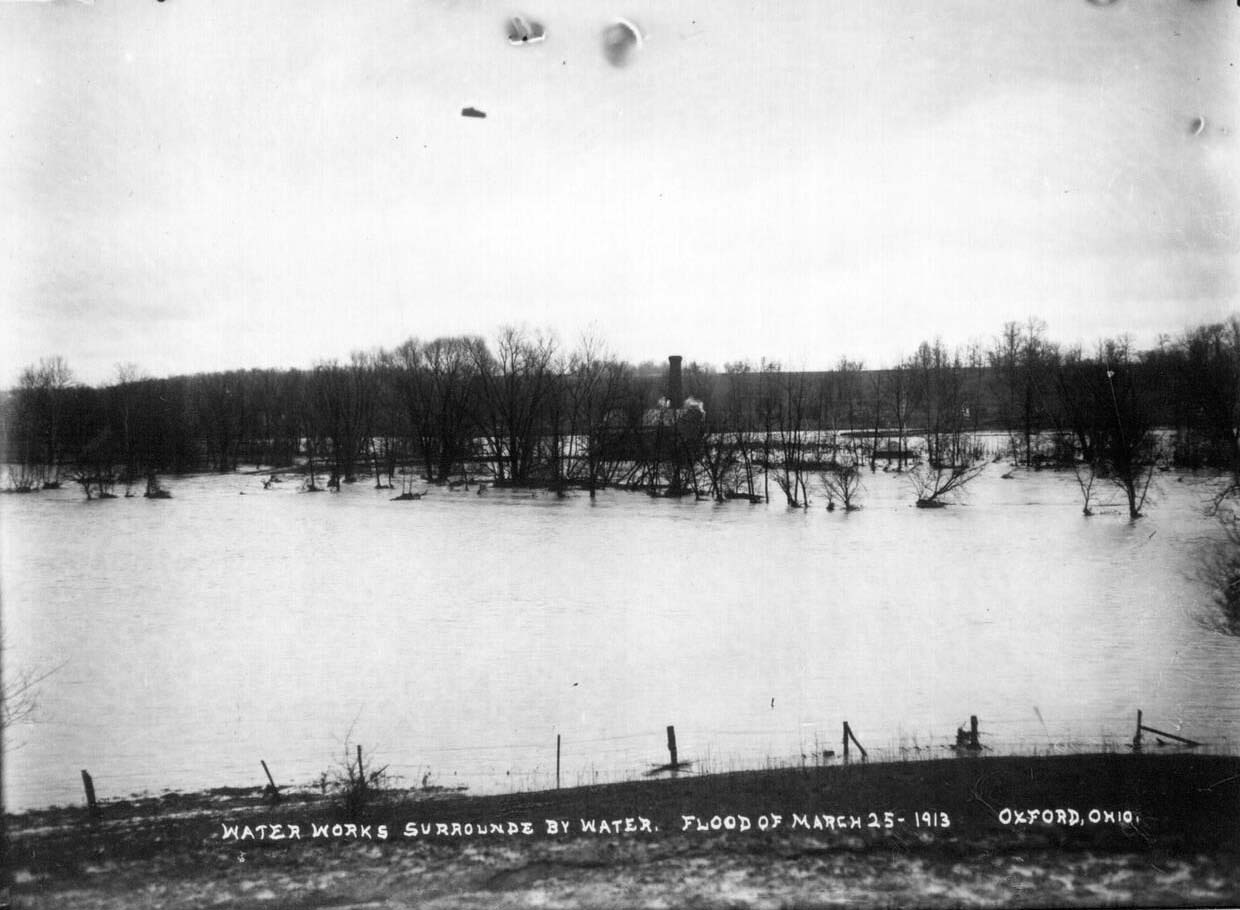 #44 Waterworks surrounded by water during Oxford flood, 1913.