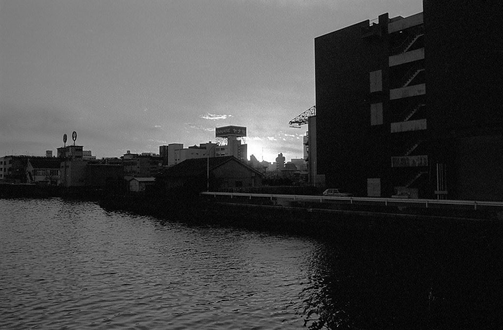 #10 Sunset of Keihin Canal around Hamamatsu-cho, Minato City, Tokyo Metropolis, Japan. 1980.