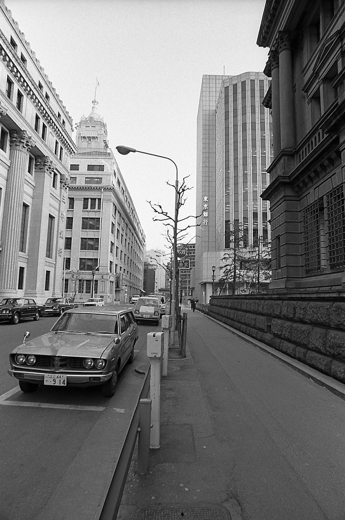 #61 Bank Street around Nihonbashi, Chuo City, Tokyo Metropolis, Japan. 1980.