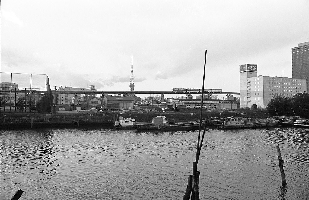 #9 Around Hamamatsu-cho, Minato City, Tokyo Metropolis, Japan. 1980.
