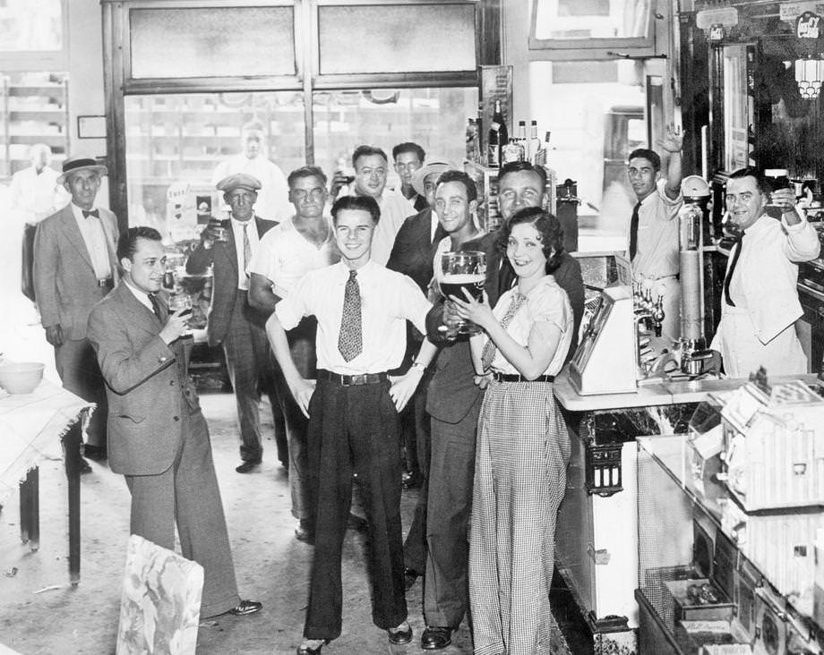 #4 A group of Richmonders enjoyed lunch and lager at a local establishment, 1933.