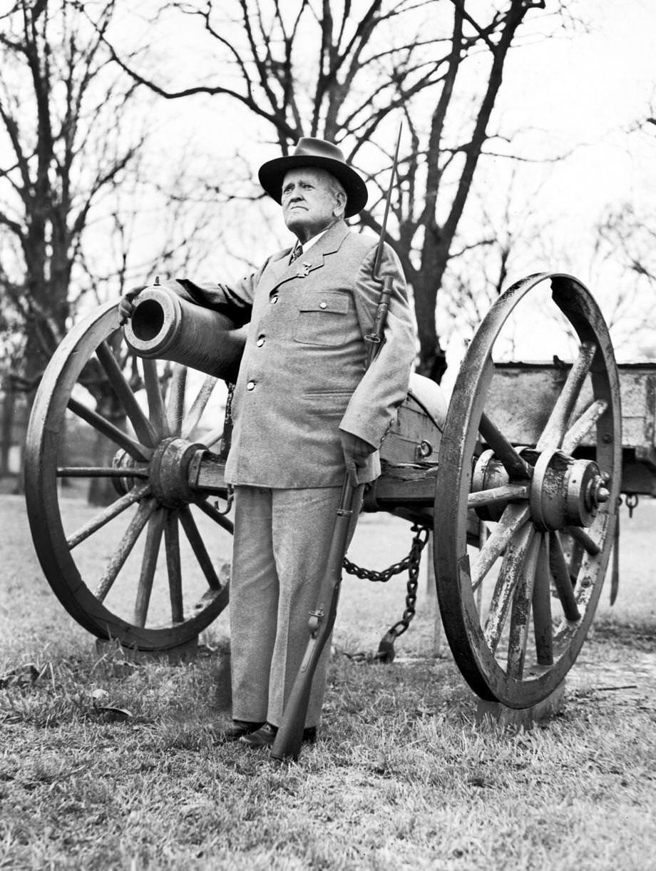 #195 Sergeant Jack Blizzard, 1941