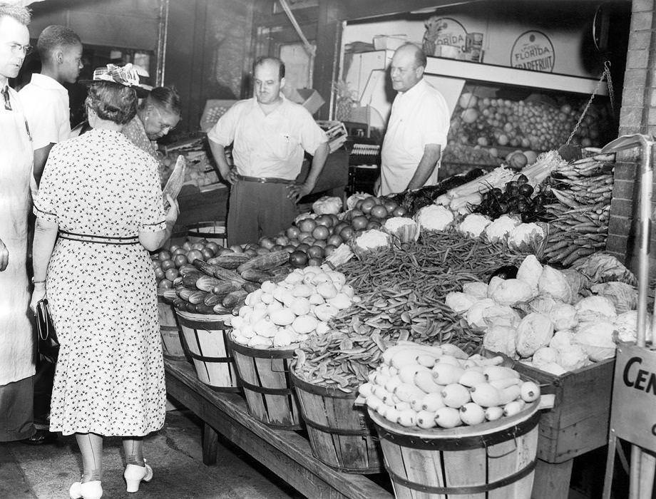 #207 The Sixth Street Market in Richmond had an abundance of locally grown produce, 1948.