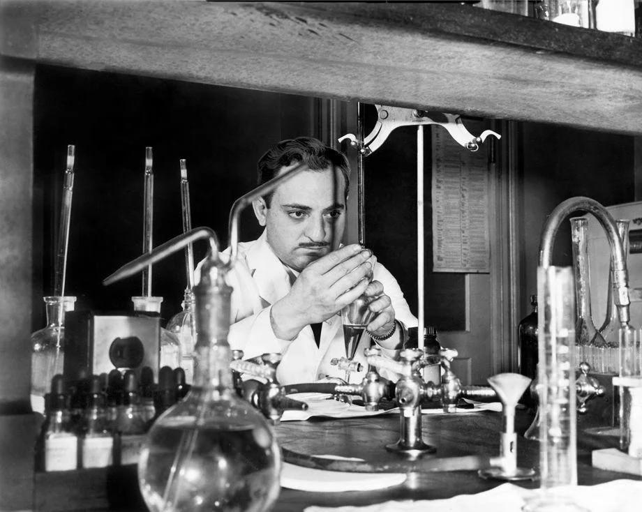 #213 State toxicologist Sidney Kaye tested blood for lead poisoning, 1949.
