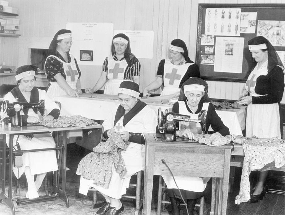 #64 American Red Cross Production Corps, 1940s