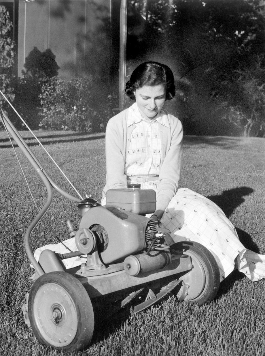 #77 Students at Ridge School in Henrico County enjoyed their new merry-go-round, 1955.