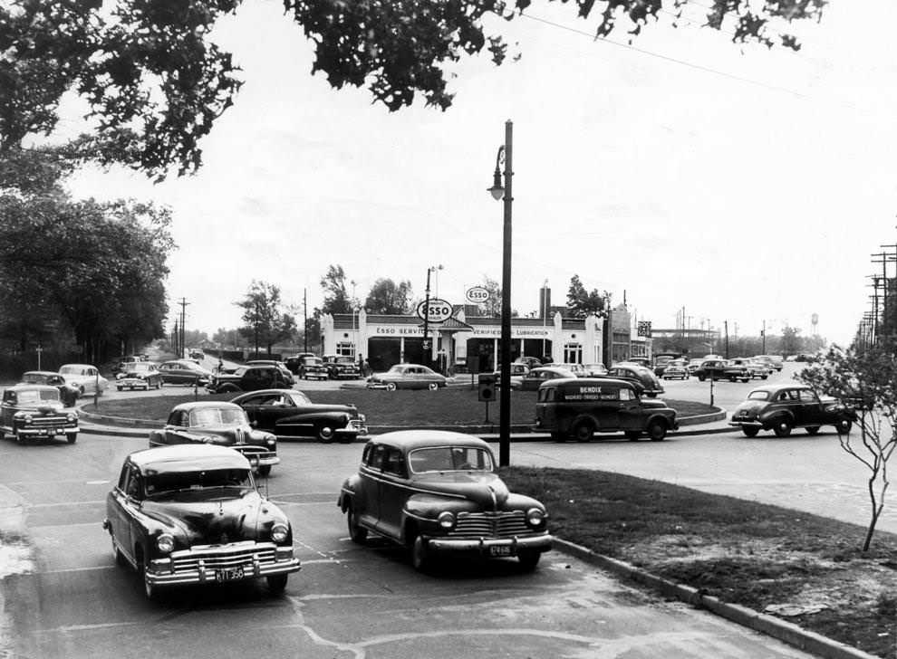 #25 The former Westwood Circle in Richmond, a traffic circle at the intersection of North Boulevard, Hermitage Road and Westwood Avenue.