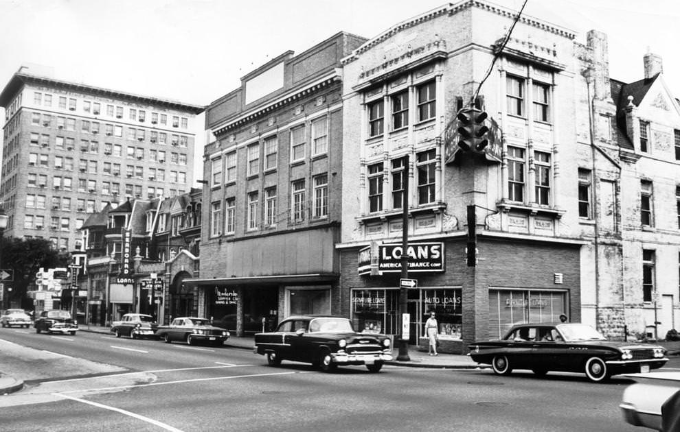#66 The corner of Second and Grace streets in downtown Richmond, 1961.