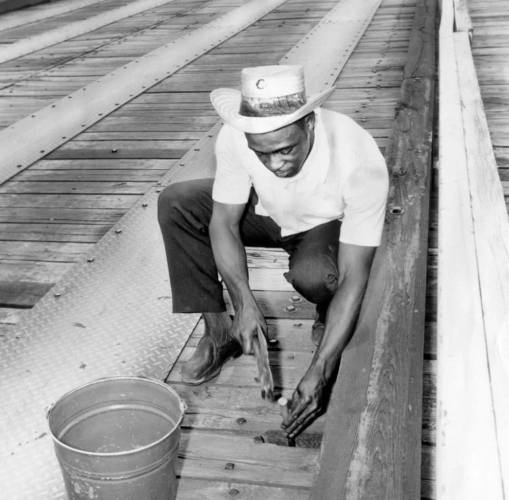 #69 Cornelius Simmons Jr., Richmond’s only full-time bridge tender, made some repairs on the old Ninth Street Bridge, 1968.