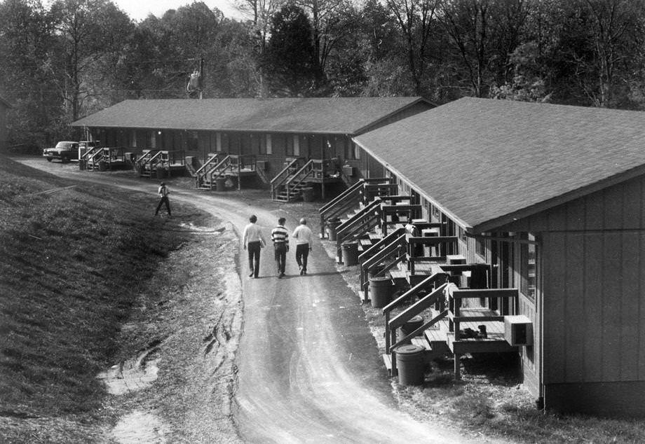 #47 Hampden-Sydney College students stayed in motel-style units that were constructed to accommodate them while older dorms were renovated, 1976.