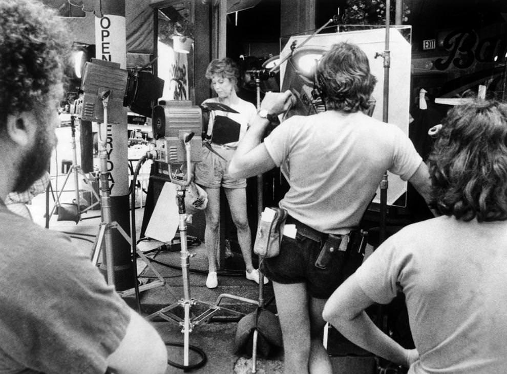 #2 Actress Mary Tyler Moore took a break between scenes outside Bamboo Café in Richmond’s Fan District, 1984.