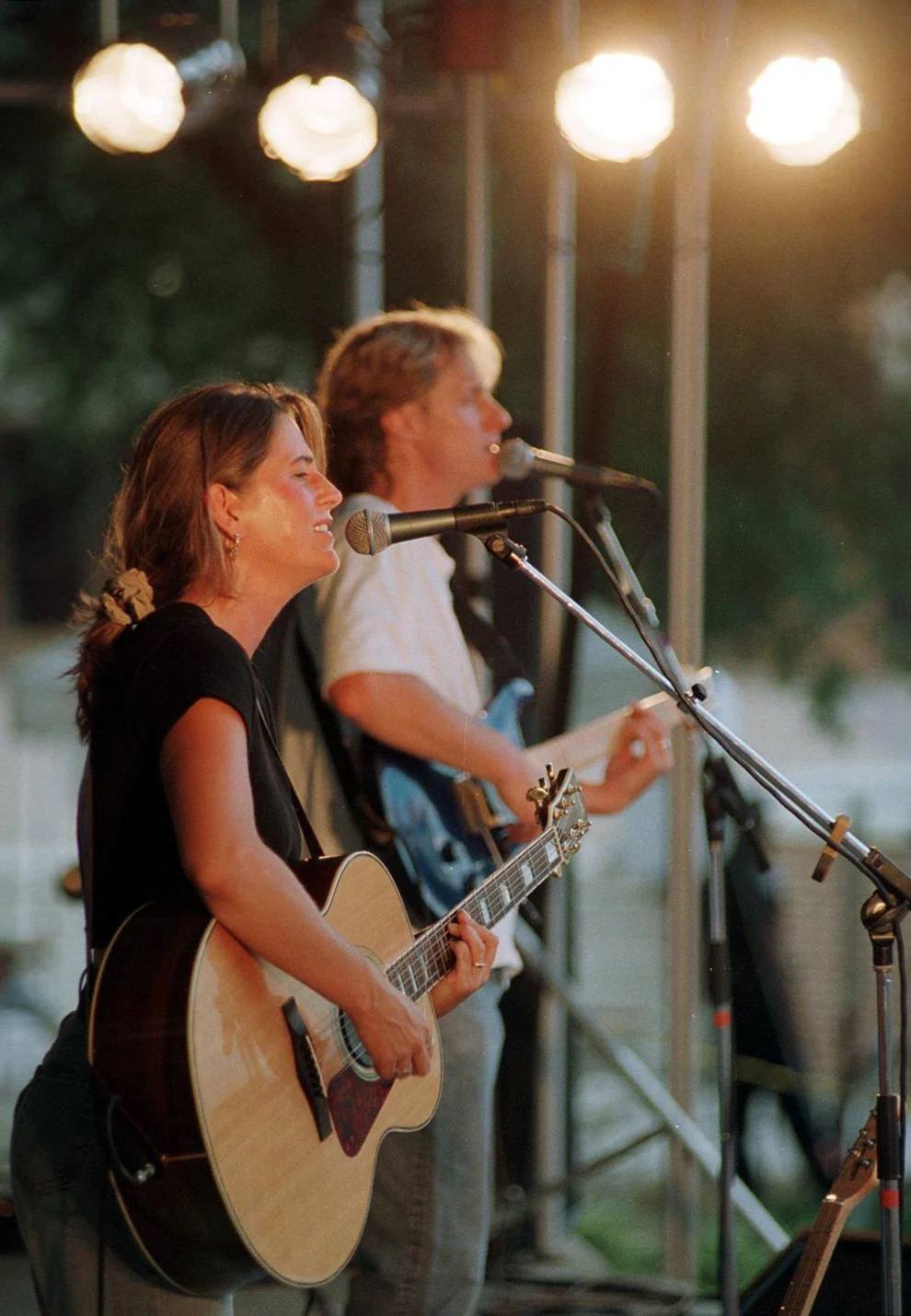 #61 Jennifer Smith and her husband, Scott, members of the band Naked Blue, perform at Festival Park on Friday Cheers, 1999
