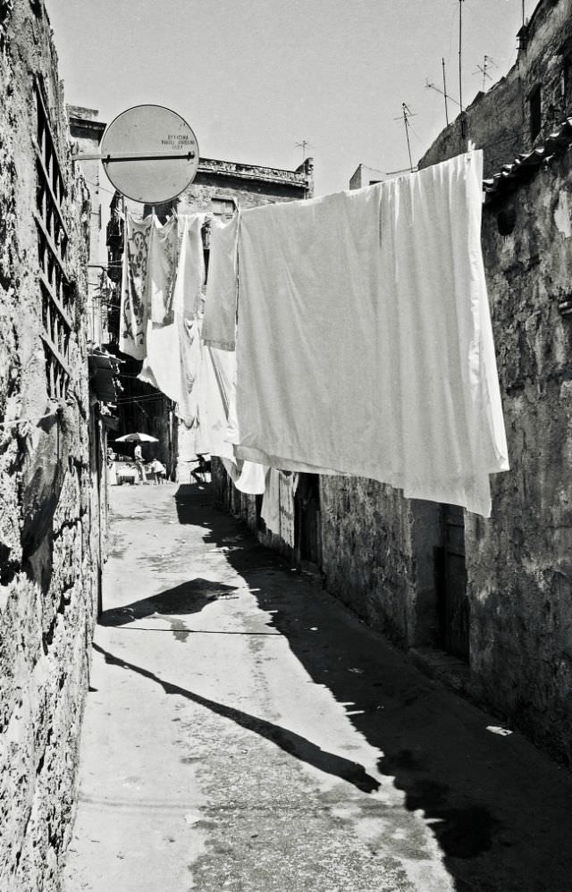 #37 The South at noon, Palermo, Sicily, 1973