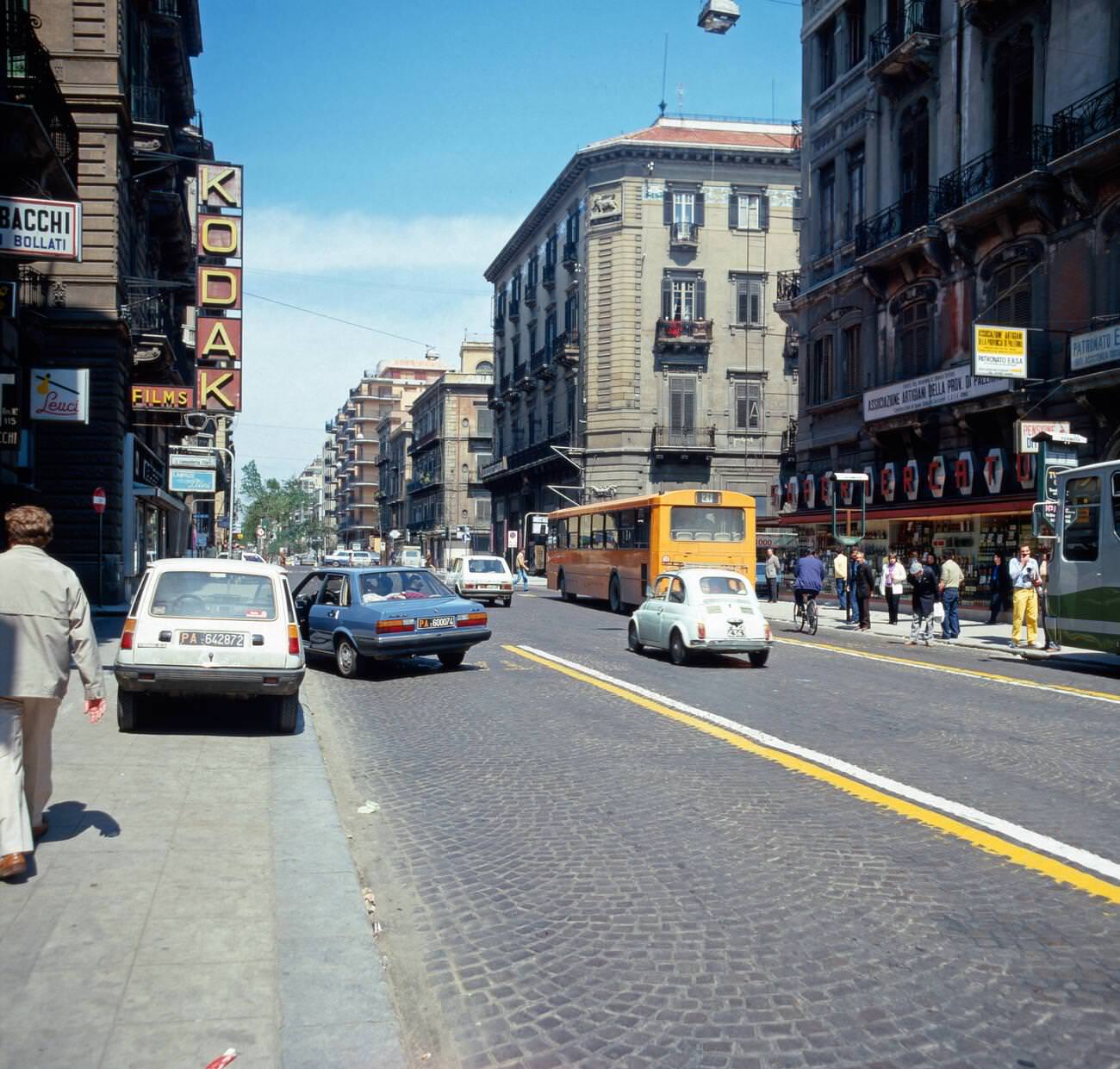 #74 Traffic in Palermo, Sicily, in the 1970s.
