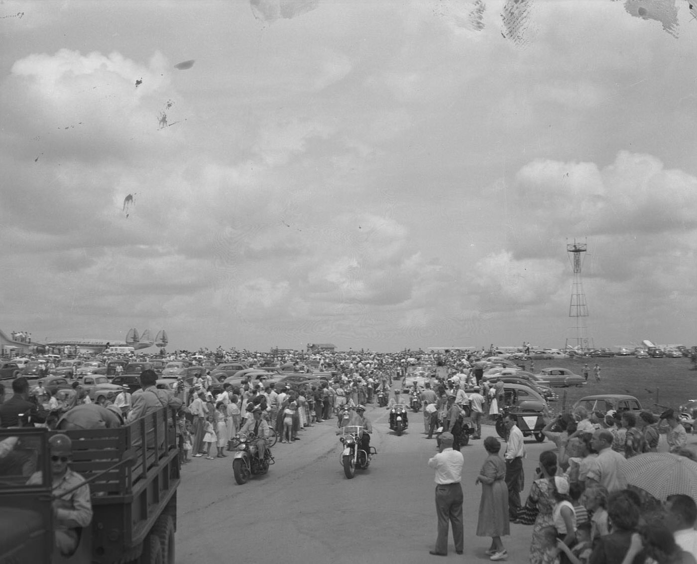 #27 Crowd Watching Parachuters During MacArthur Visit to Capitol, 1951.