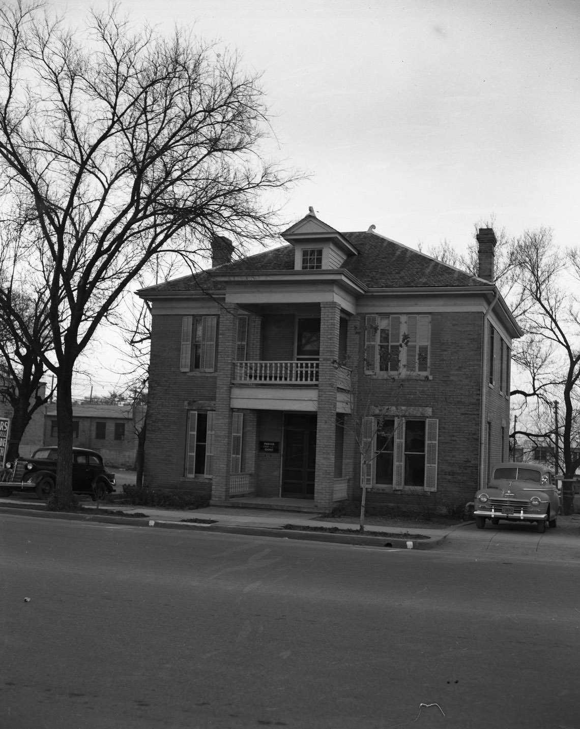#137 Parker Chiropractic Clinic Building, 1950.