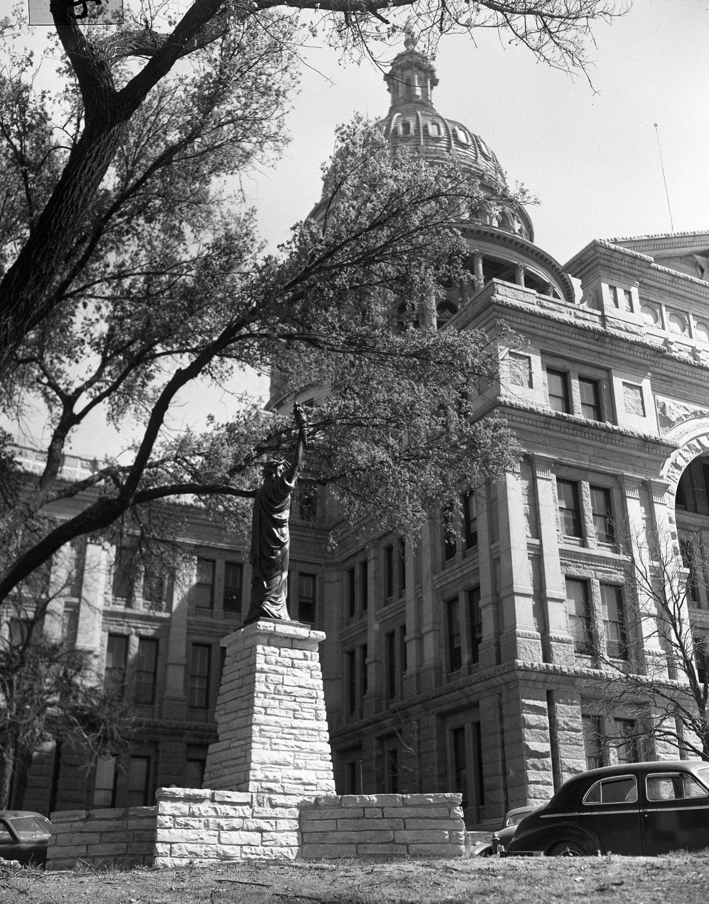#185 Statue of Liberty on Texas Capitol Grounds, 1952.