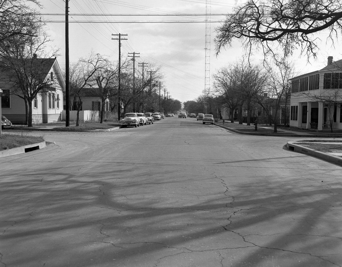 #190 Southward View of San Antonio Street from 16th St., 1951.