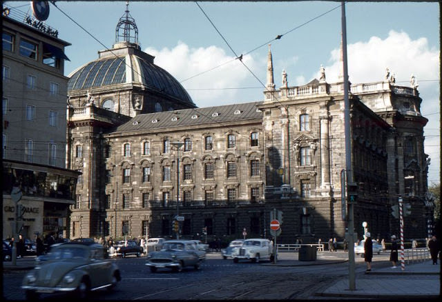 #40 Justizpalast, Munich, Germany, 1960