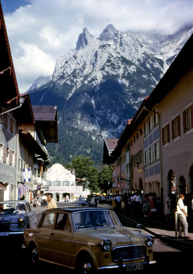 #85 Mittenwald, Germany, 1963