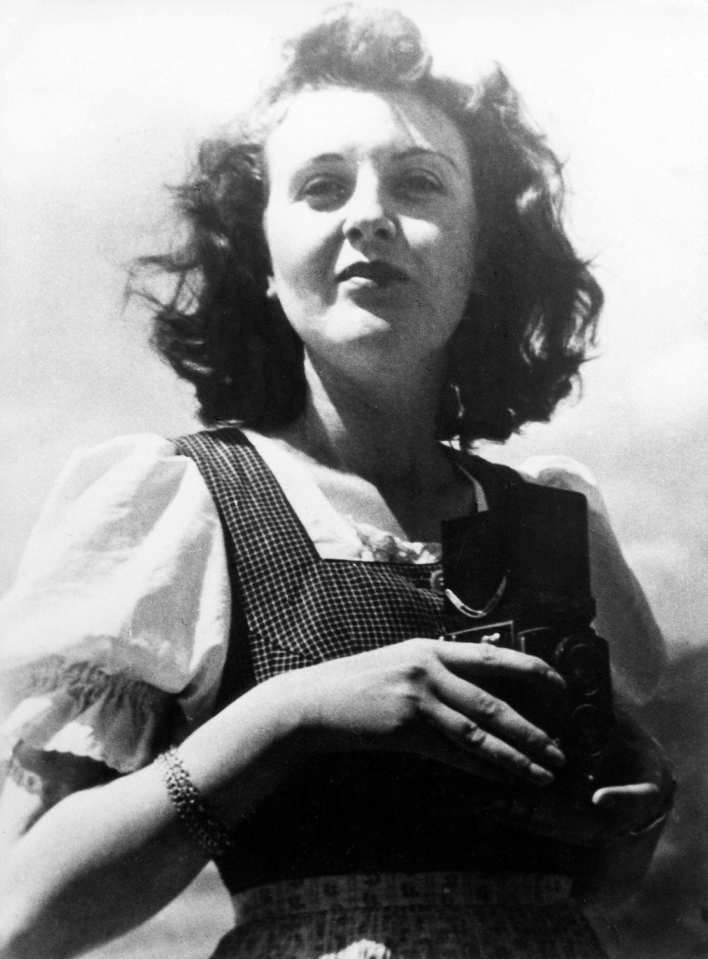 #29 Eva Braun, wearing ‘Dirndl’, 1945